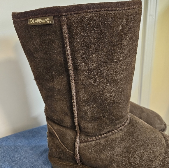 Bearpaw Chocolate Suede Boot Wool-lined - Picture 7 of 13